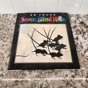 Picture Book: Seven Blind Mice hardcover